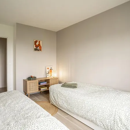 Magic Garden 6 Personnes Parking Prive A 20m Du Rer Appartement