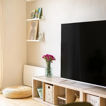 Appartement Magic Garden 6 Personnes Parking Prive A 20m Du Rer Serris