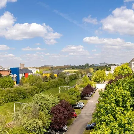 Magic Garden 6 Personnes Parking Prive A 20m Du Rer Apartment